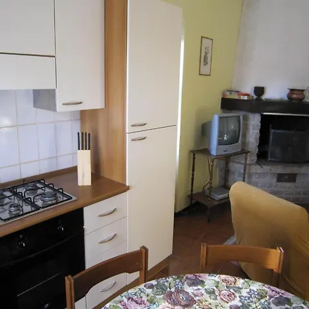 Holiday home Peaceful In With Garden Verbania