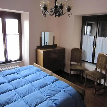 Holiday home Peaceful In With Garden Verbania