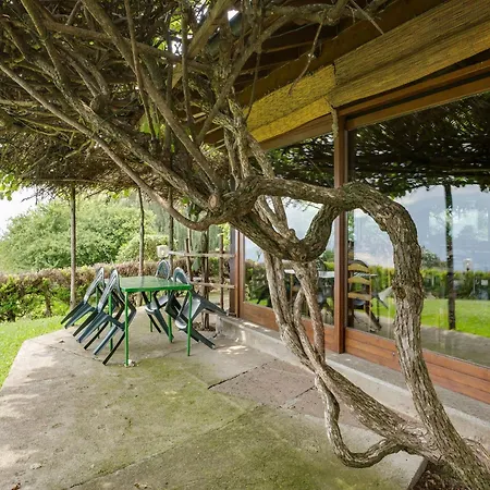 Holiday home Peaceful In With Garden