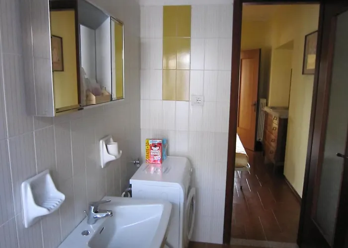 Peaceful In With Garden Semesterbostad Verbania