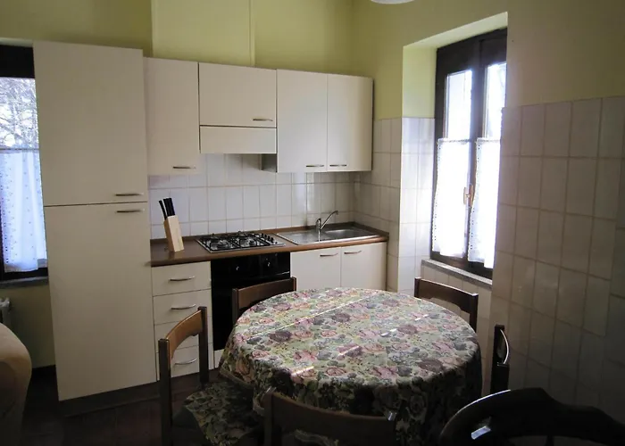 Peaceful In With Garden Semesterbostad *